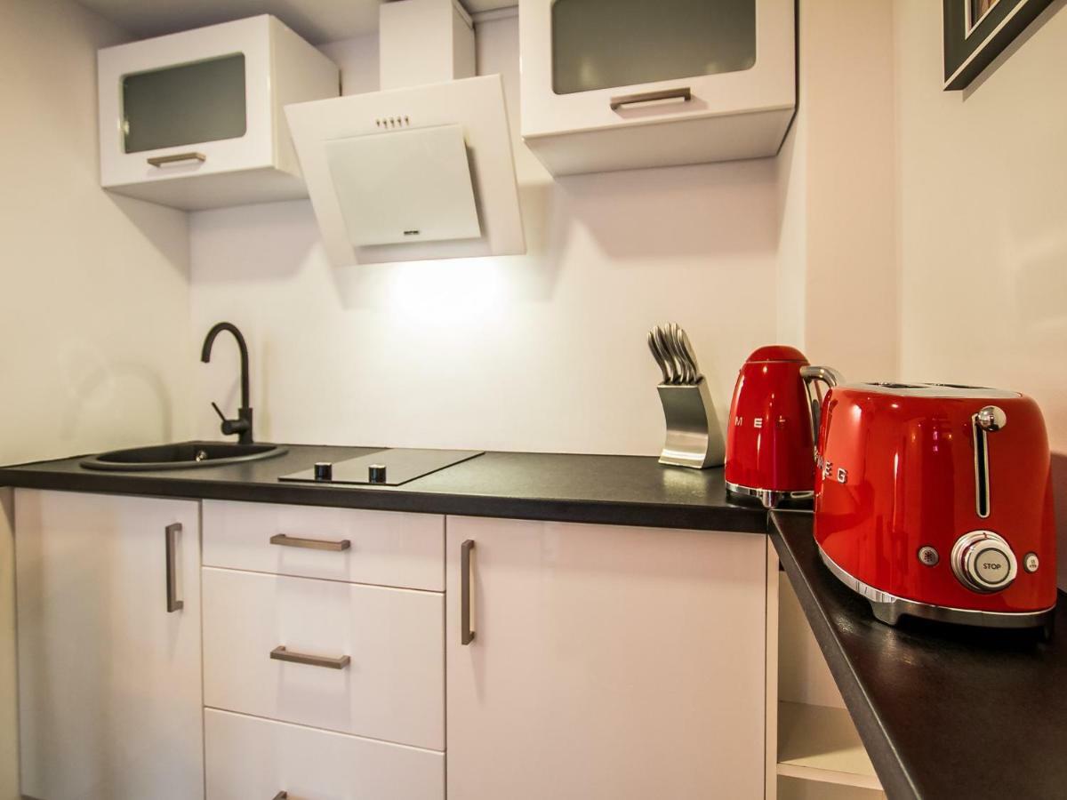 Apartments Zwierzyniecka A4You Красков Екстериор снимка