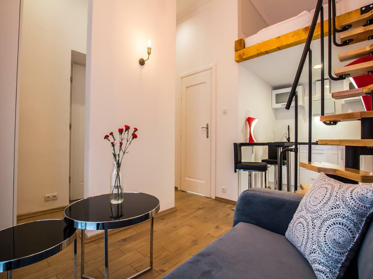 Apartments Zwierzyniecka A4You Красков Екстериор снимка