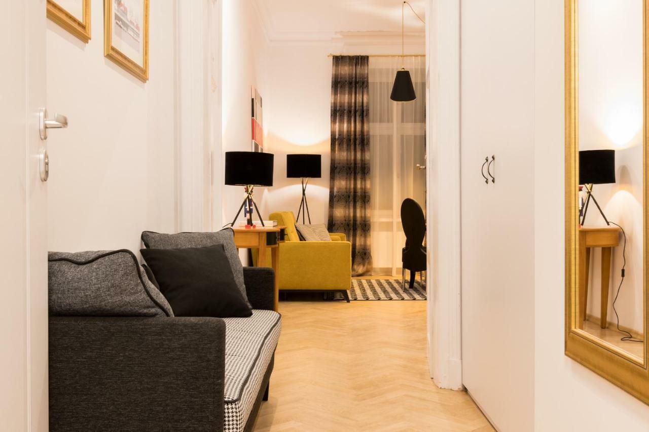 Apartments Zwierzyniecka A4You Красков Екстериор снимка