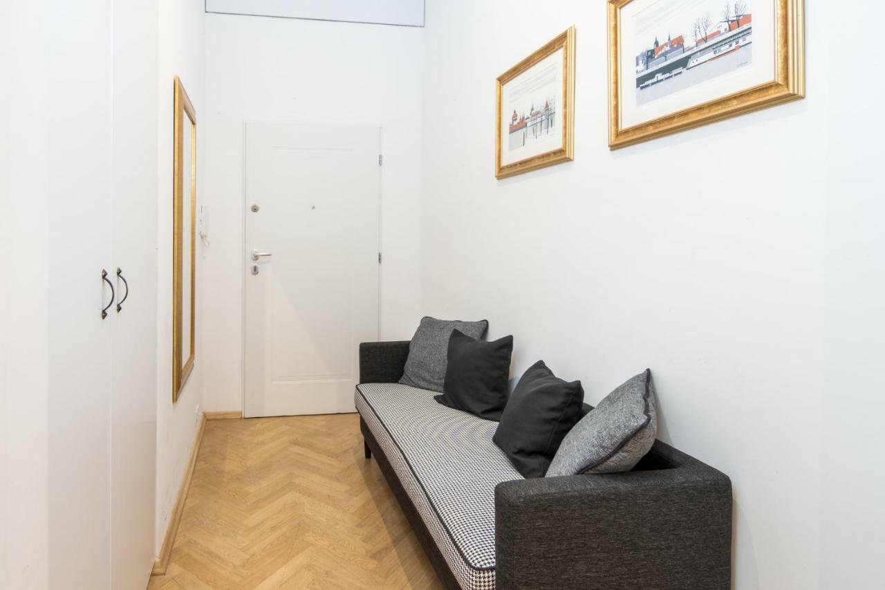 Apartments Zwierzyniecka A4You Красков Екстериор снимка