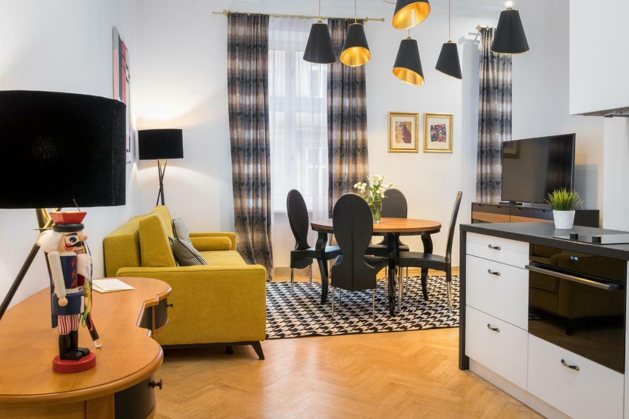 Apartments Zwierzyniecka A4You Красков Екстериор снимка